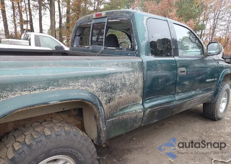 1999 Dodge Dakota Slt/Sport z USA, uszkodzony, nr VIN 1B7GG22X3XS103427